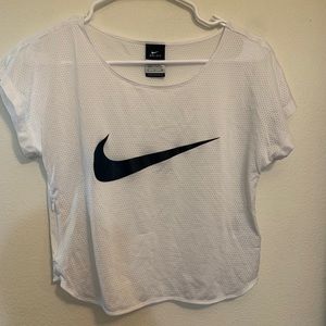 Nike Crop Top